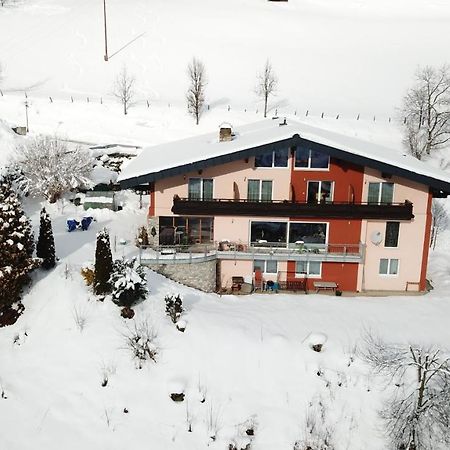 Alpenappartement Claudia Piesendorf Exterior foto