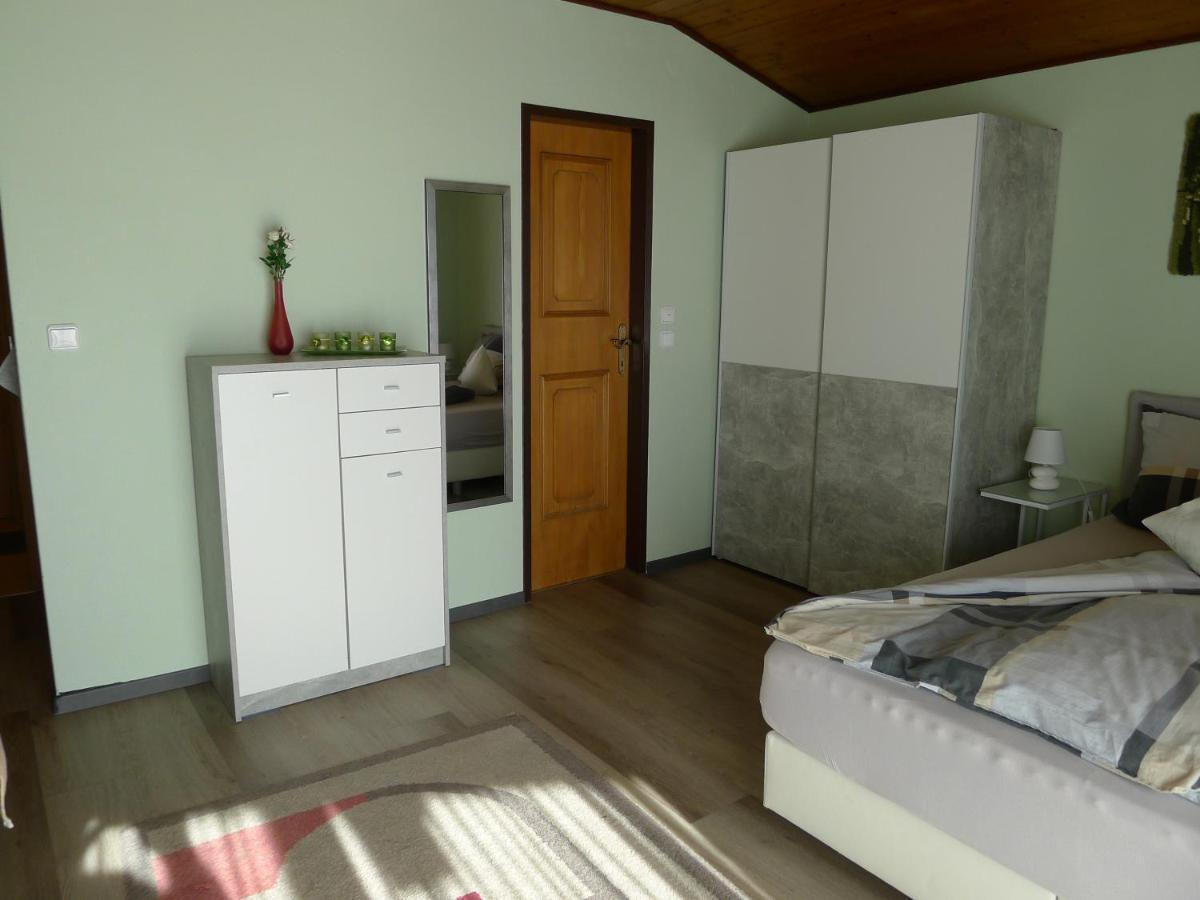 Alpenappartement Claudia Piesendorf Exterior foto